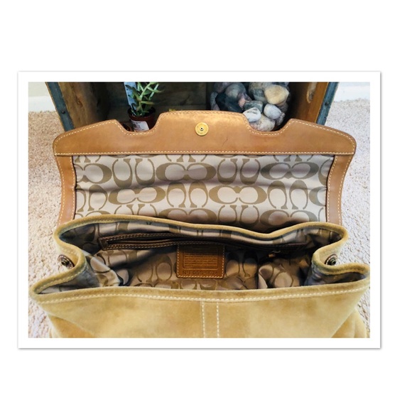 Coach suede purse - Picture 3 of 8